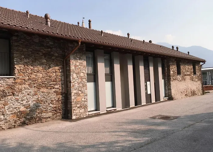 Antica Sosta Dei Viandanti 住宿加早餐酒店 Cadenazzo